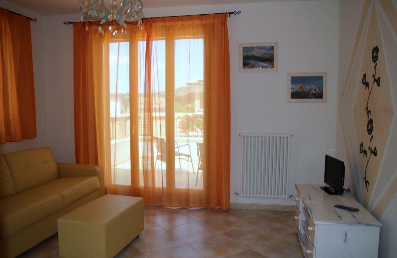 Residence Stella Del Gran Sasso Colledara Buitenkant foto
